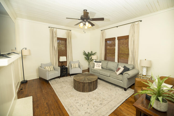 Property Photo:  115 W Gillespie  MS 39759 
