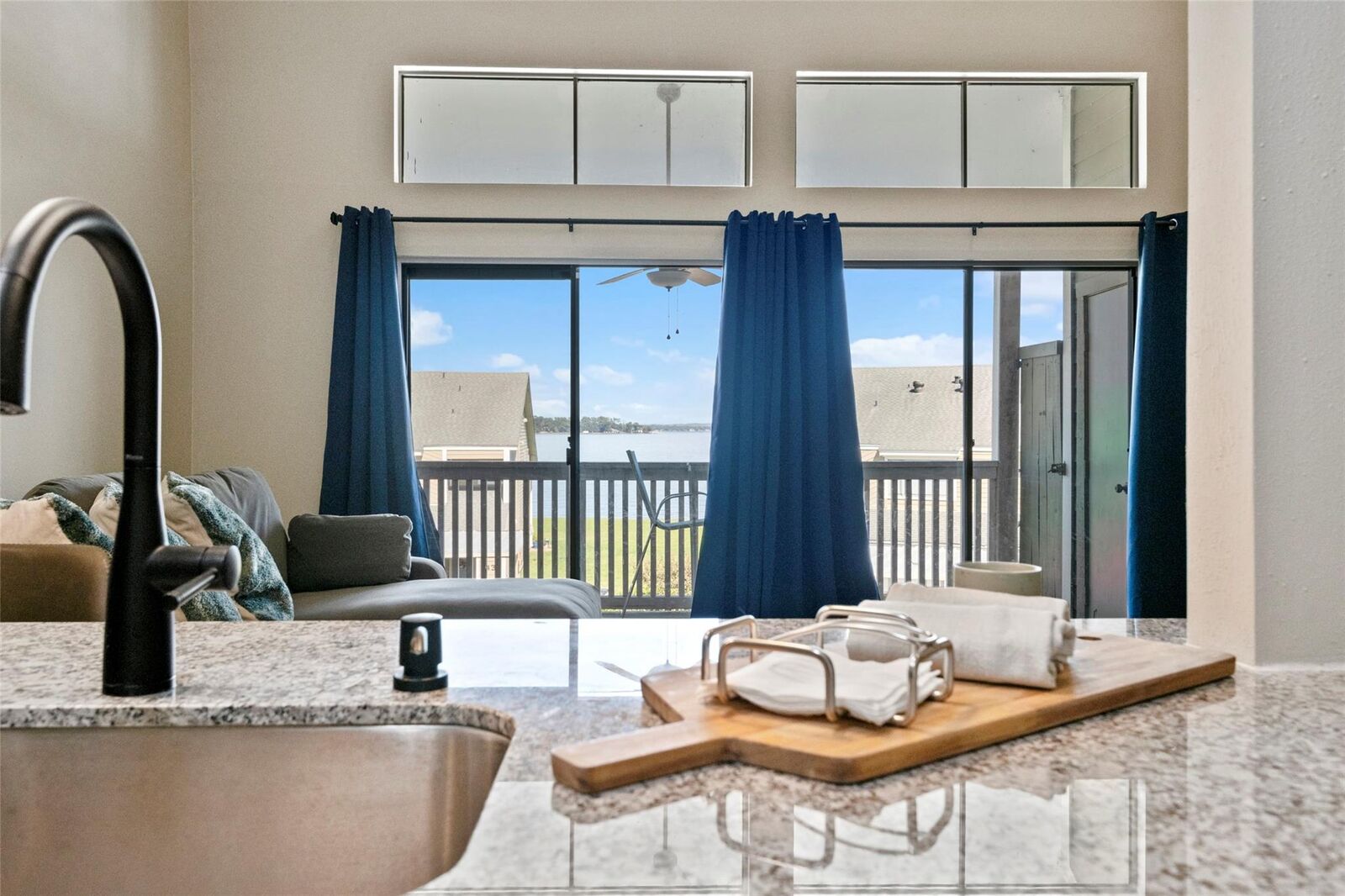 Property Photo:  162 April Point Drive S  TX 77356 