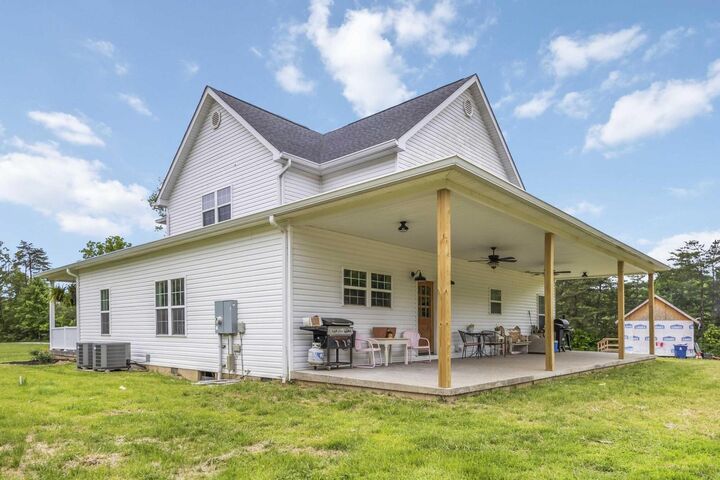 Property Photo: 1644 Hwy 578 Highway KY 40729