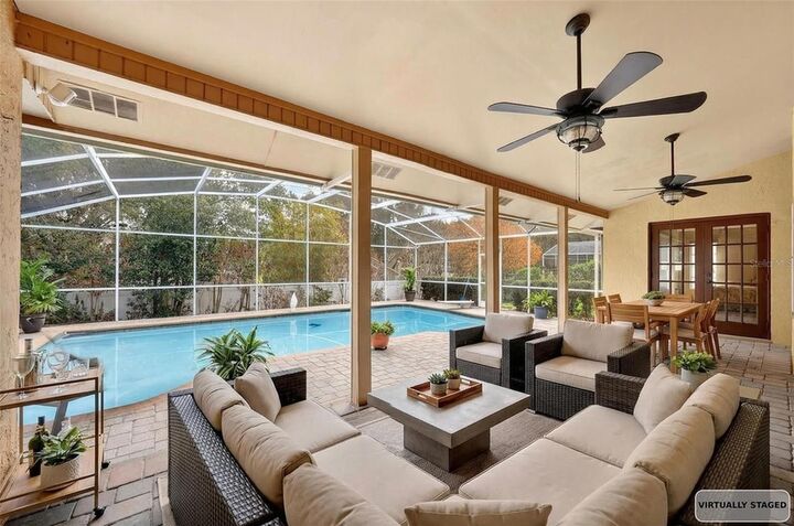 Property Photo:  4433 Winderwood Circle  FL 32835 