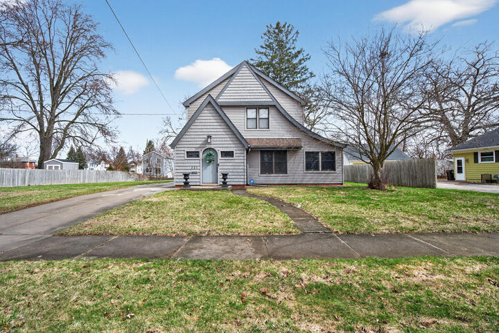 Property Photo:  221 N Higby Street  MI 49202 