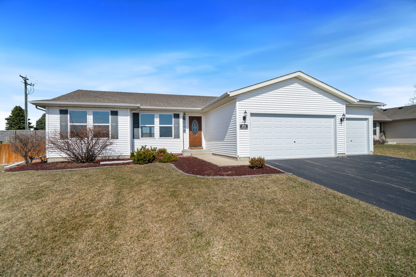 Property Photo:  6928 Tupelo Road  IL 61111 