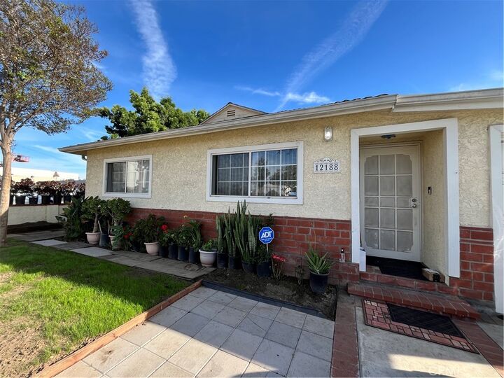 Property Photo: 12188 Oracle Street CA 90650