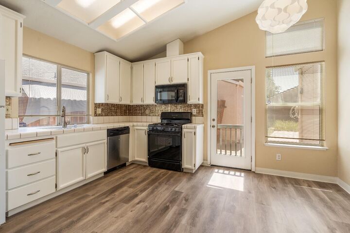 Property Photo:  7856 Crestleigh Court  CA 95843 