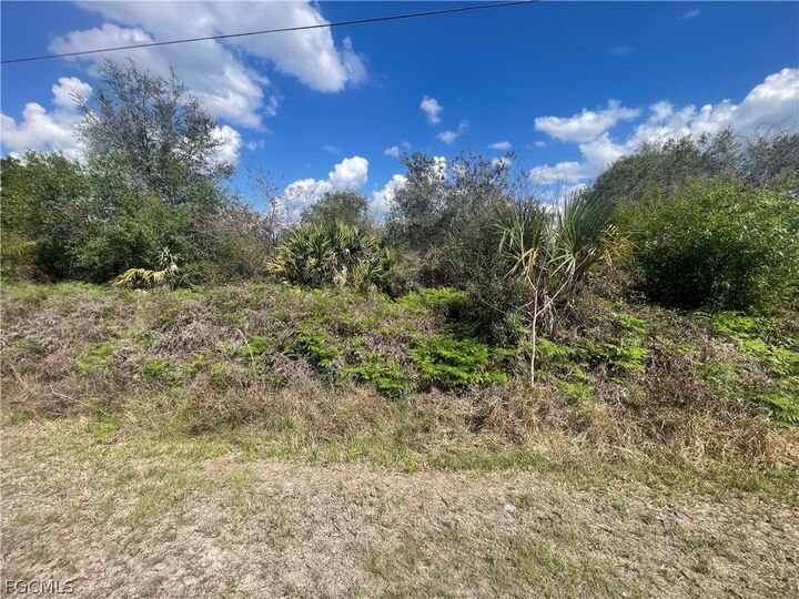 Property Photo: 565 S Riverside Street FL 33440