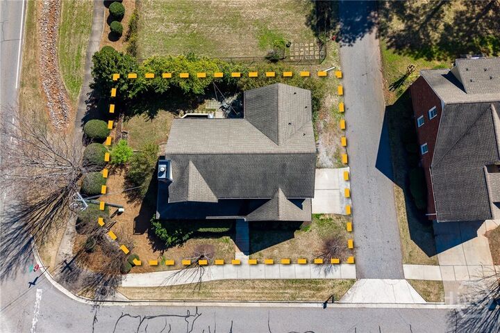 Property Photo:  201 Township Lane  GA 30606 