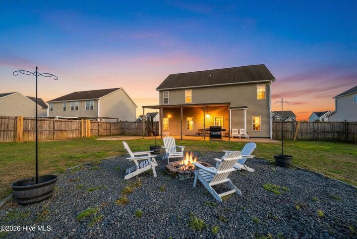 Property Photo: 105 Groveshire Place NC 28574