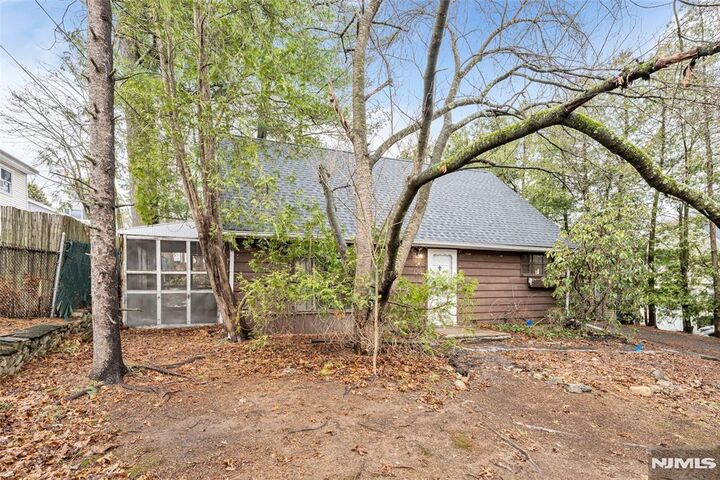 Property Photo: 31 Cedar Street NJ 07432