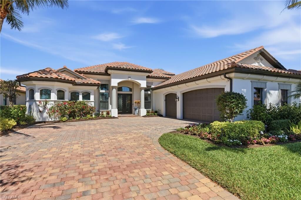 Property Photo:  3369 Runaway Ln  FL 34114 