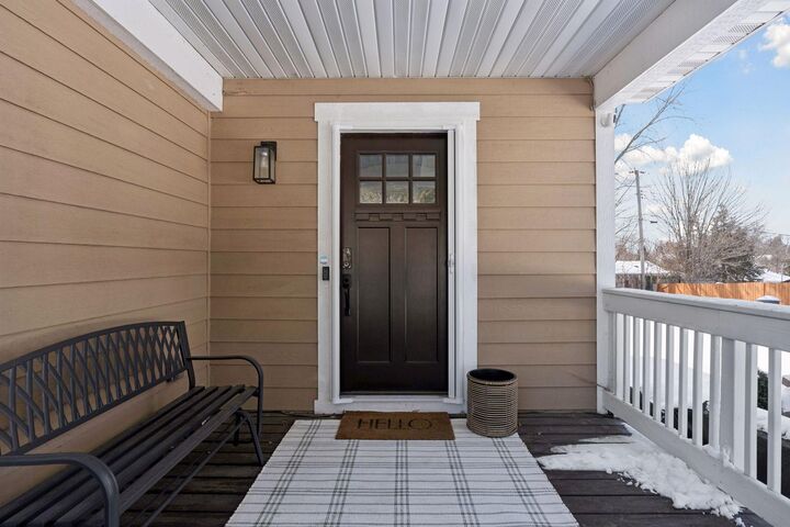 Property Photo:  4807 34th Avenue N  MN 55422 