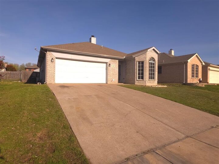 Property Photo: 6405 Freshwater Lane TX 76179