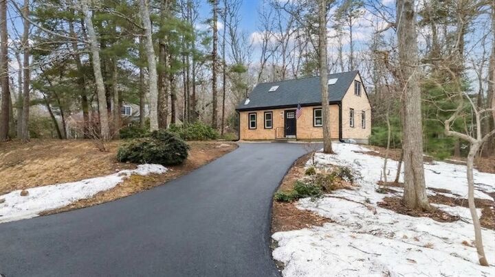 Property Photo:  11 Shallow Pond Ln  MA 02536 