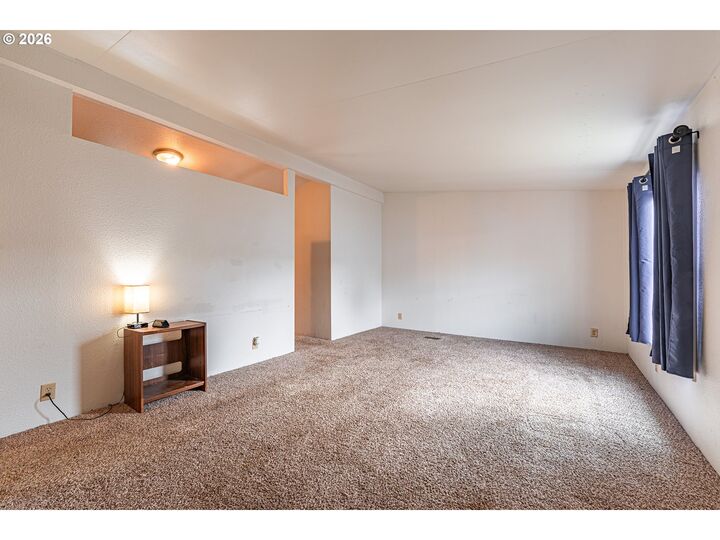 Property Photo:  87860 Territorial Rd  OR 97487 