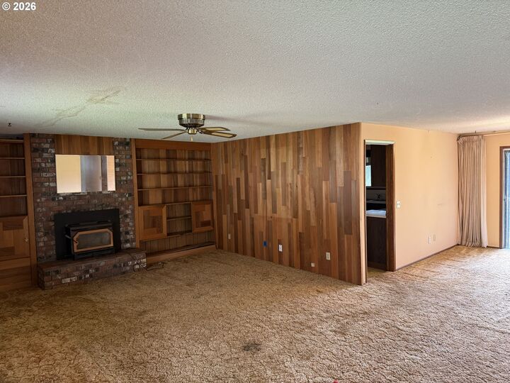 Property Photo:  13202 NE Brookside Dr  OR 97002 