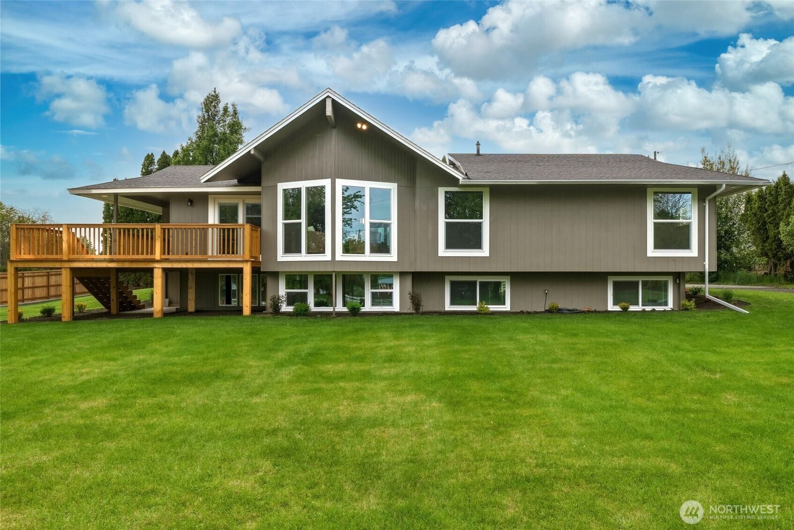 Property Photo:  2242 S Wilbur  WA 99362 