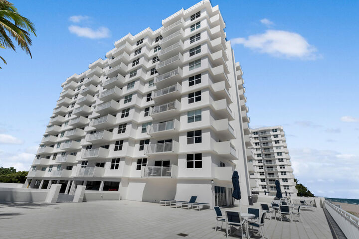 Property Photo: 4511 S Ocean Boulevard 205 FL 33487