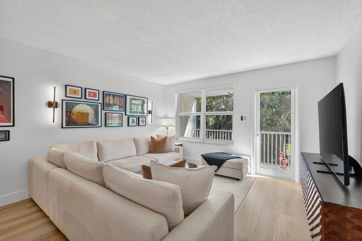 Property Photo: 4025 N Federal Highway A226 FL 33308