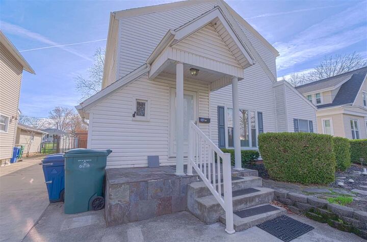 Property Photo:  411 S 23rd Street  IN 47374 