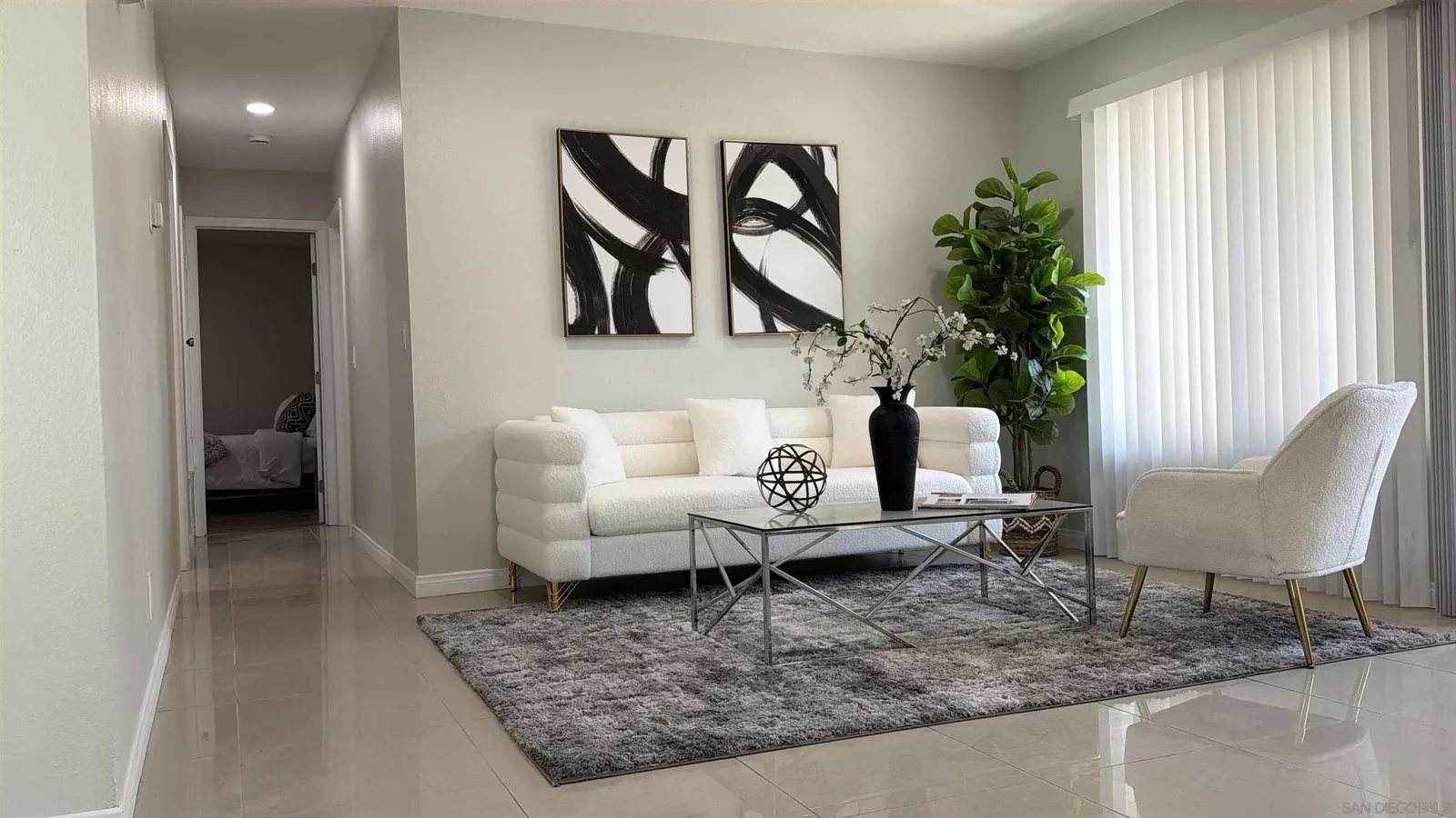 Property Photo: 621 R Ave 24 CA 91950