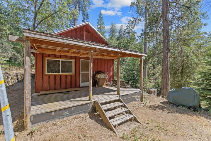 Property Photo:  48675 Todd Eymann Road  CA 93641 