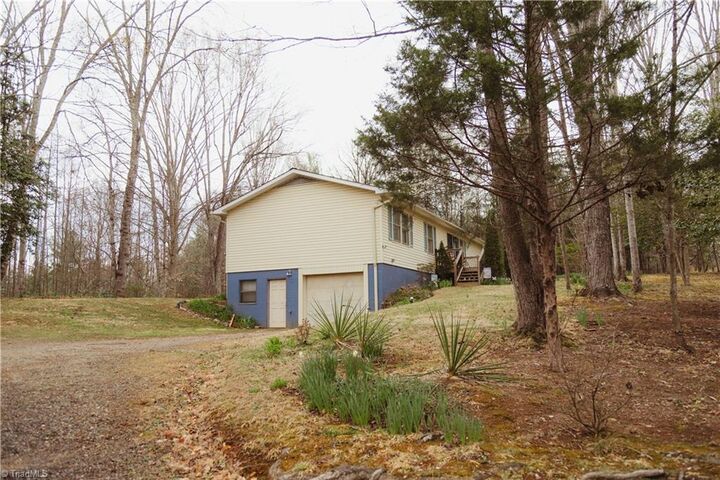 Property Photo:  622 Moravian Mill Road  NC 28654 