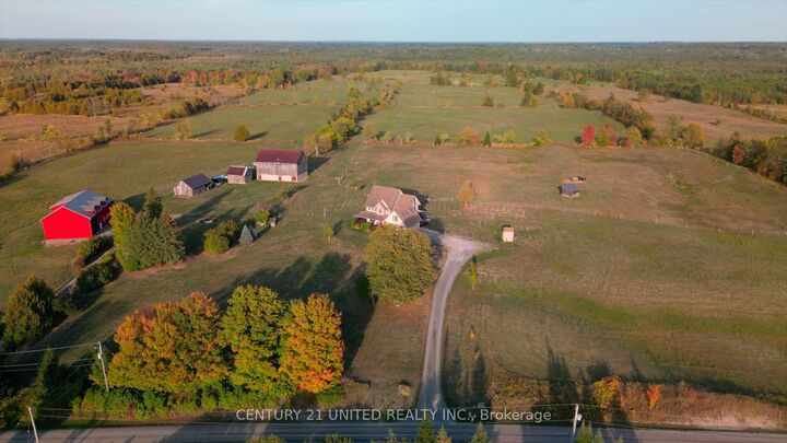Photo de la propriété: 257 10th Line Rd South Dummer Road ON K0L 2V0