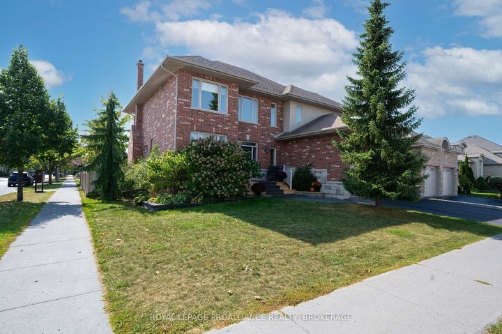 Property Photo: 1239 Atkinson Street ON K7P 0C9