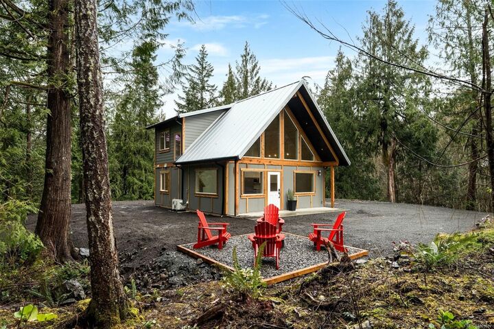 Property Photo: 2460 Carpenter Rd BC V9Z 0R1