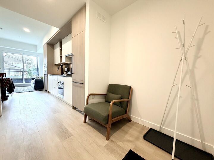Property Photo: 2268 E Broadway Street 105 BC V5N 0L2