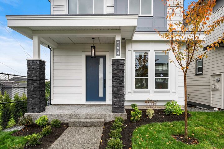 Property Photo: 16742 20A Avenue BC V3Z 1J4