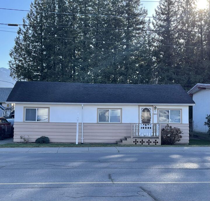 6988 Cheam Avenue — photo 1