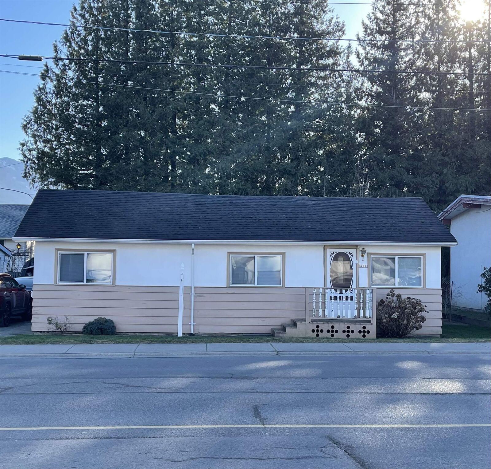 Property Photo: 6988 Cheam Avenue BC V0M 1A3