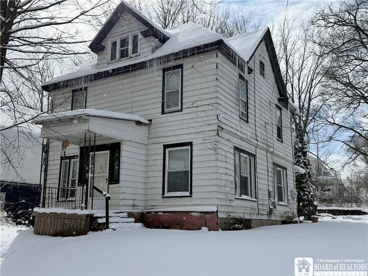 Property Photo:  37 Sturges Street  NY 14701 