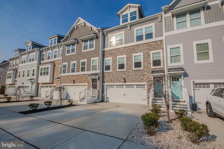 Property Photo:  12452 Sea Oaks Lane 5  MD 21811 