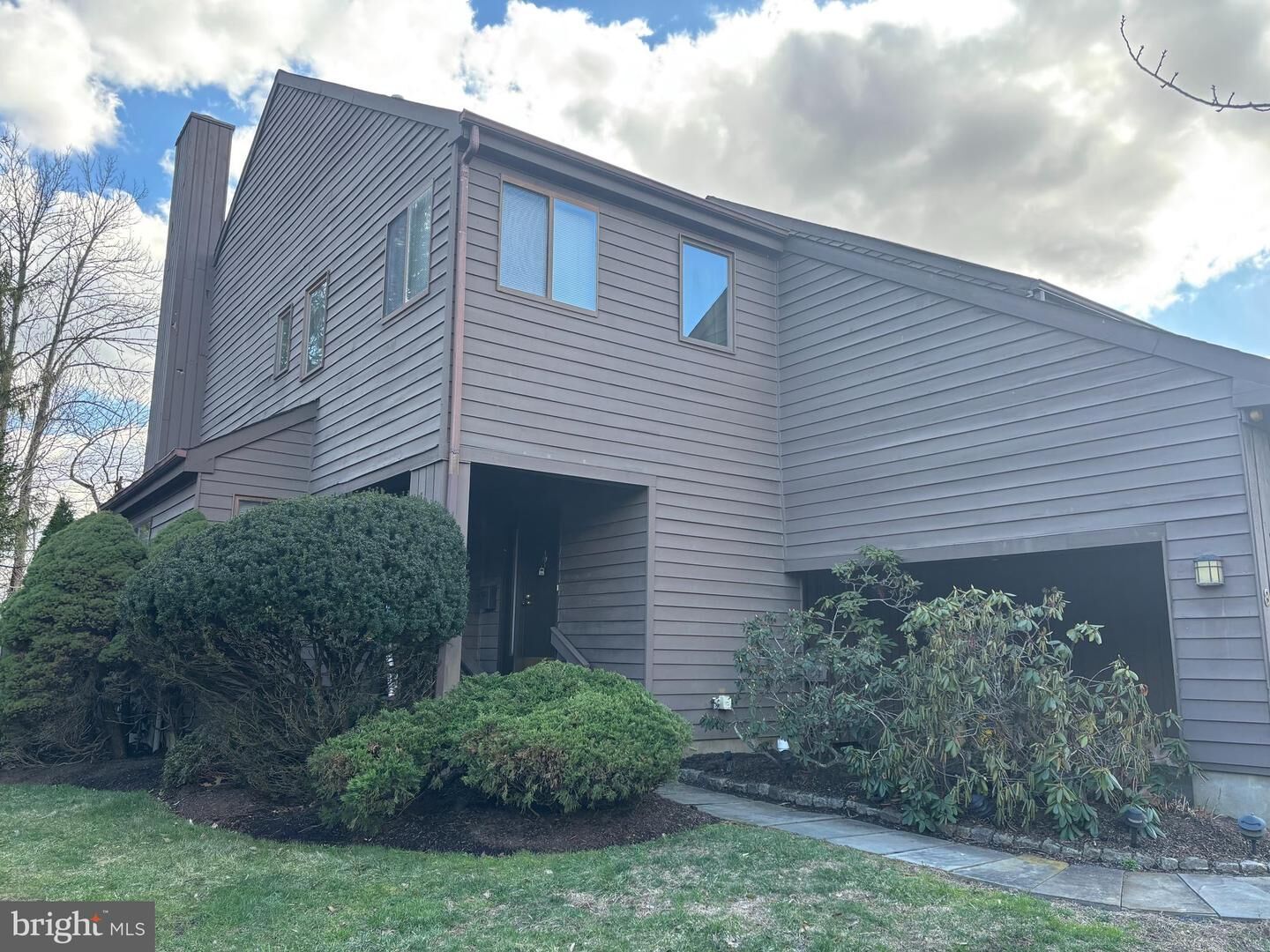 Property Photo: 8 Rebecca Court NJ 08628
