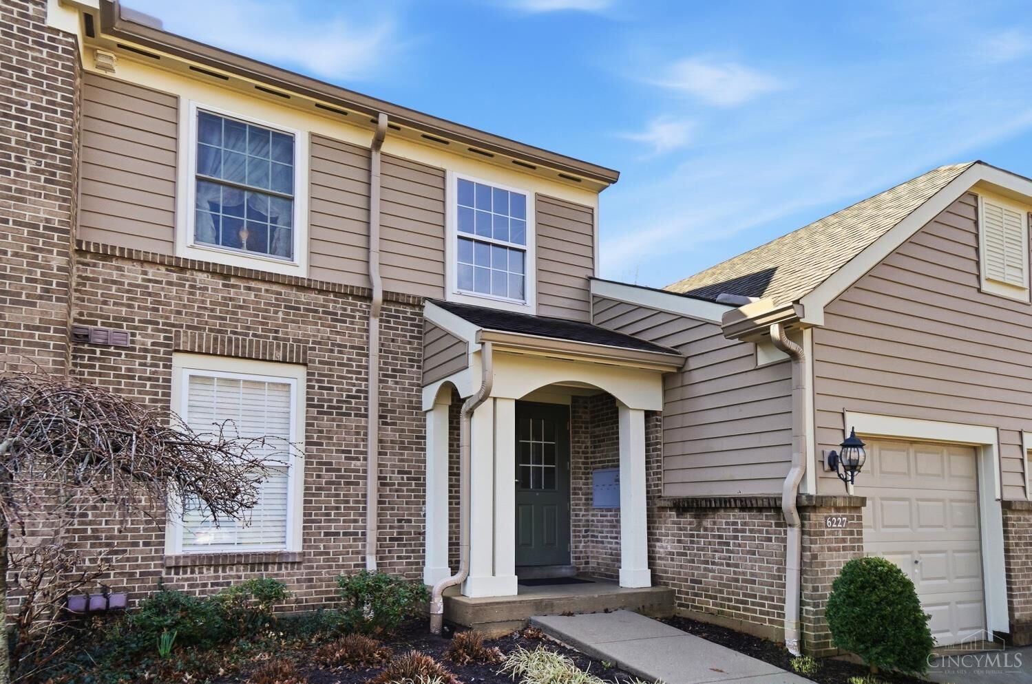 Property Photo: 6227 Watchcreek Way OH 45150