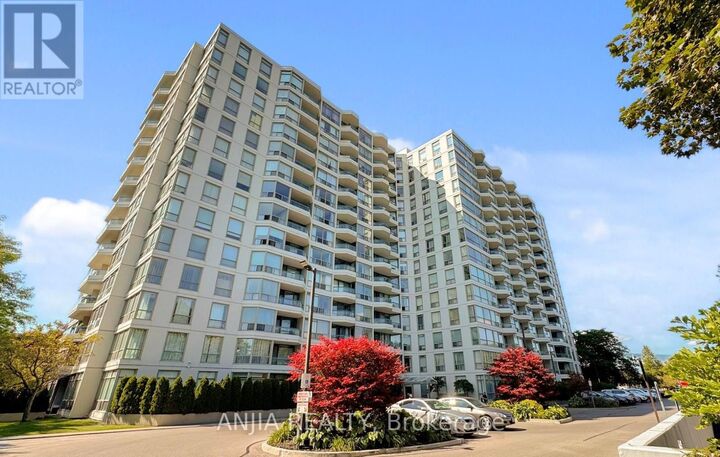 Property Photo: 4727 Sheppard Avenue East 1208 ON M1S 5B3