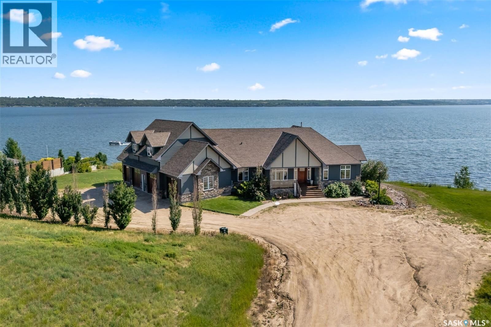 Property Photo: 5 Kiiswa Point SK S0G 4L0