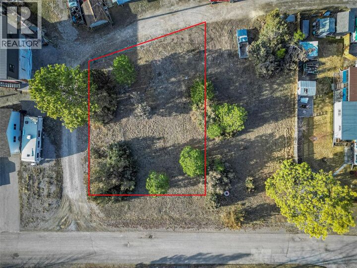 Property Photo:  4963 Spruce Avenue  BC V0B 1B0 