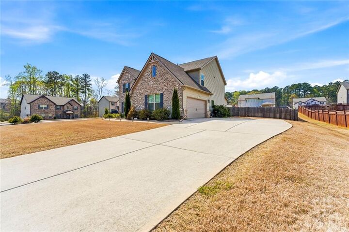 Property Photo: 801 Relic Ridge GA 30228