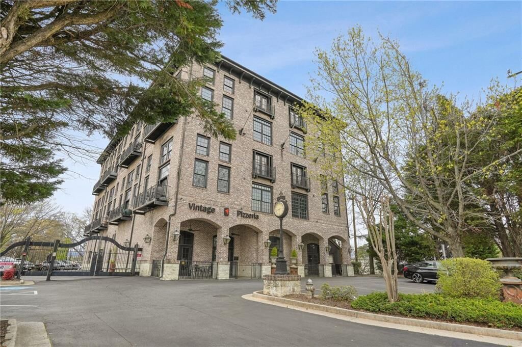 Property Photo:  5434 Peachtree Road 119  GA 30341 