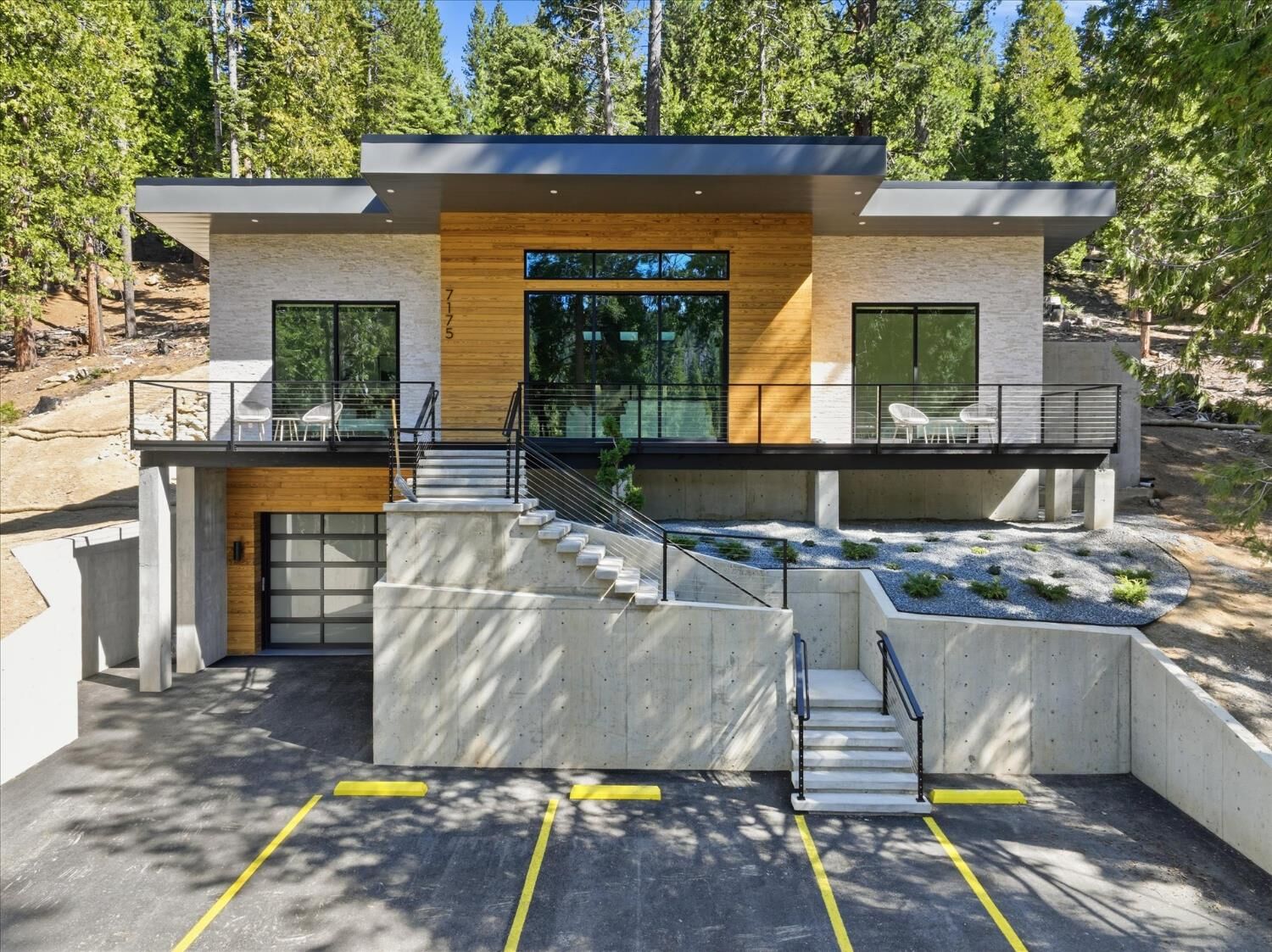 Property Photo: 7175 Yosemite Park Way CA 95389
