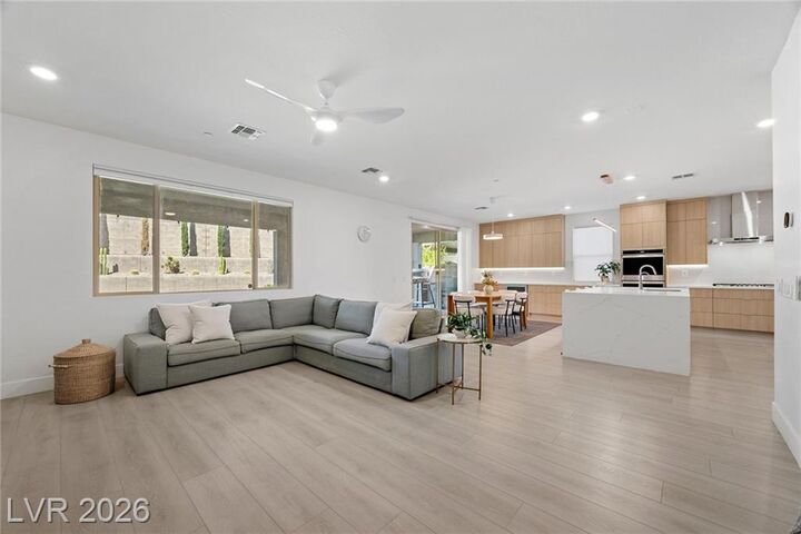 Property Photo: 343 Cooper Hawk Court NV 89138