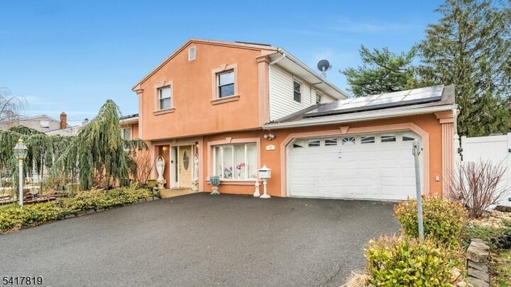 Property Photo:  8 Monaghan Rd  NJ 08817 