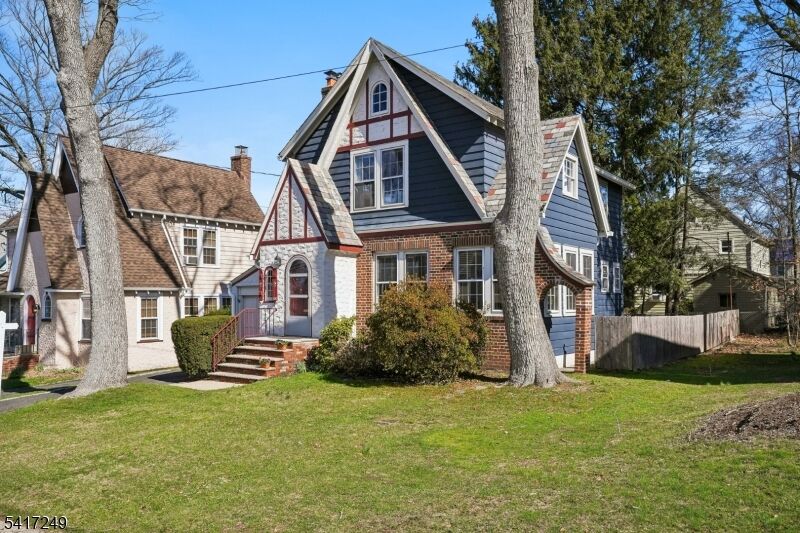 Property Photo:  35 Broadview Ave  NJ 07040 