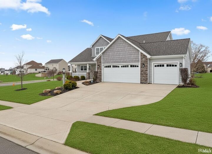 Property Photo: 932 Clairborne Drive IN 46818