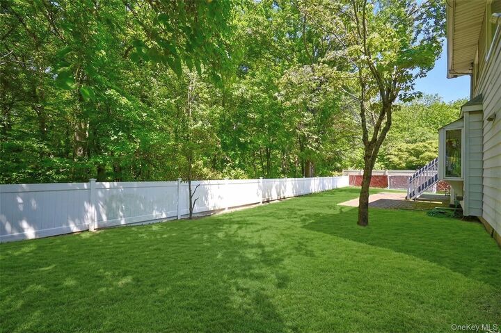 Property Photo: 1061 Fordham Lane NY 11598