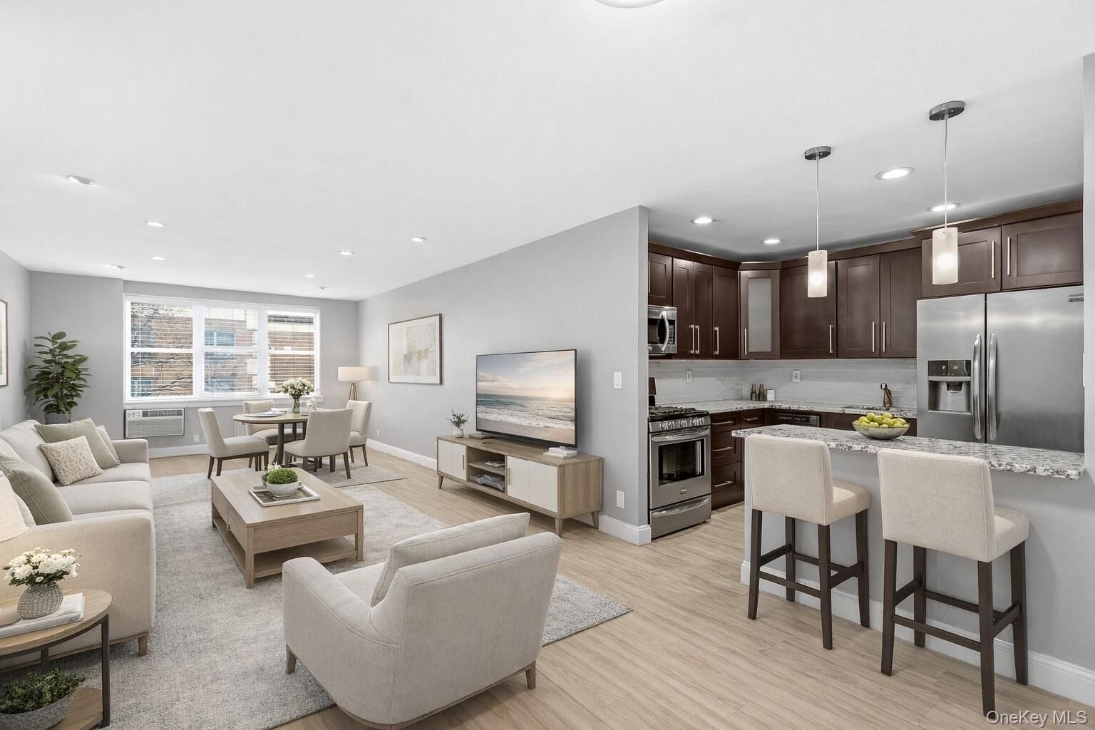 Property Photo:  25 Franklin Avenue 4C  NY 10601 