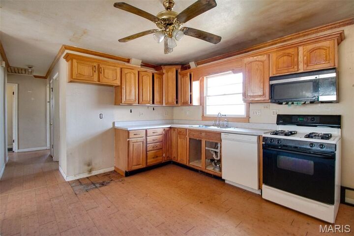 Property Photo:  9984 Duke Drive  MO 63136 