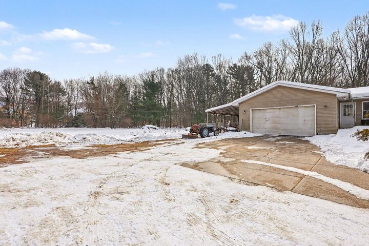 Property Photo:  16200 152nd Avenue  MI 49456 